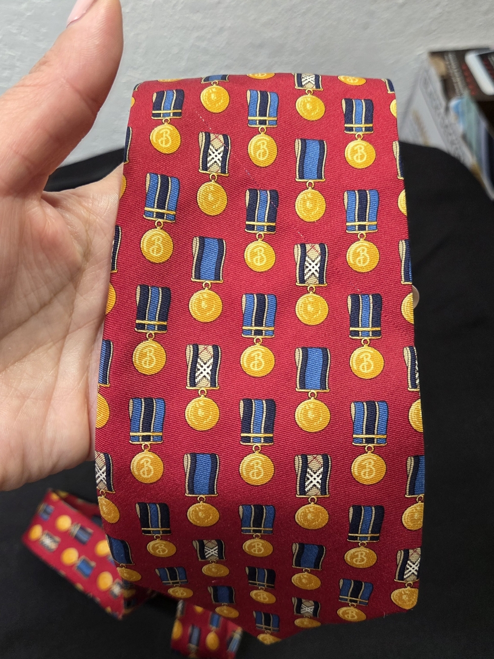 Burberrys Vintage Red Silk Medal Crest Pattern Men's Tie Equestrian B Logo